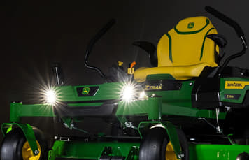 Main image John Deere Z330R